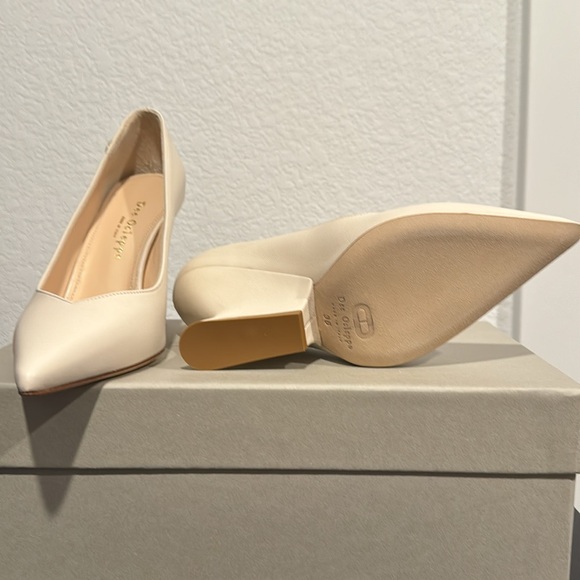 Ivory Leather Dee Ocleppo Wedge Pumps Size 6 - Picture 7 of 12